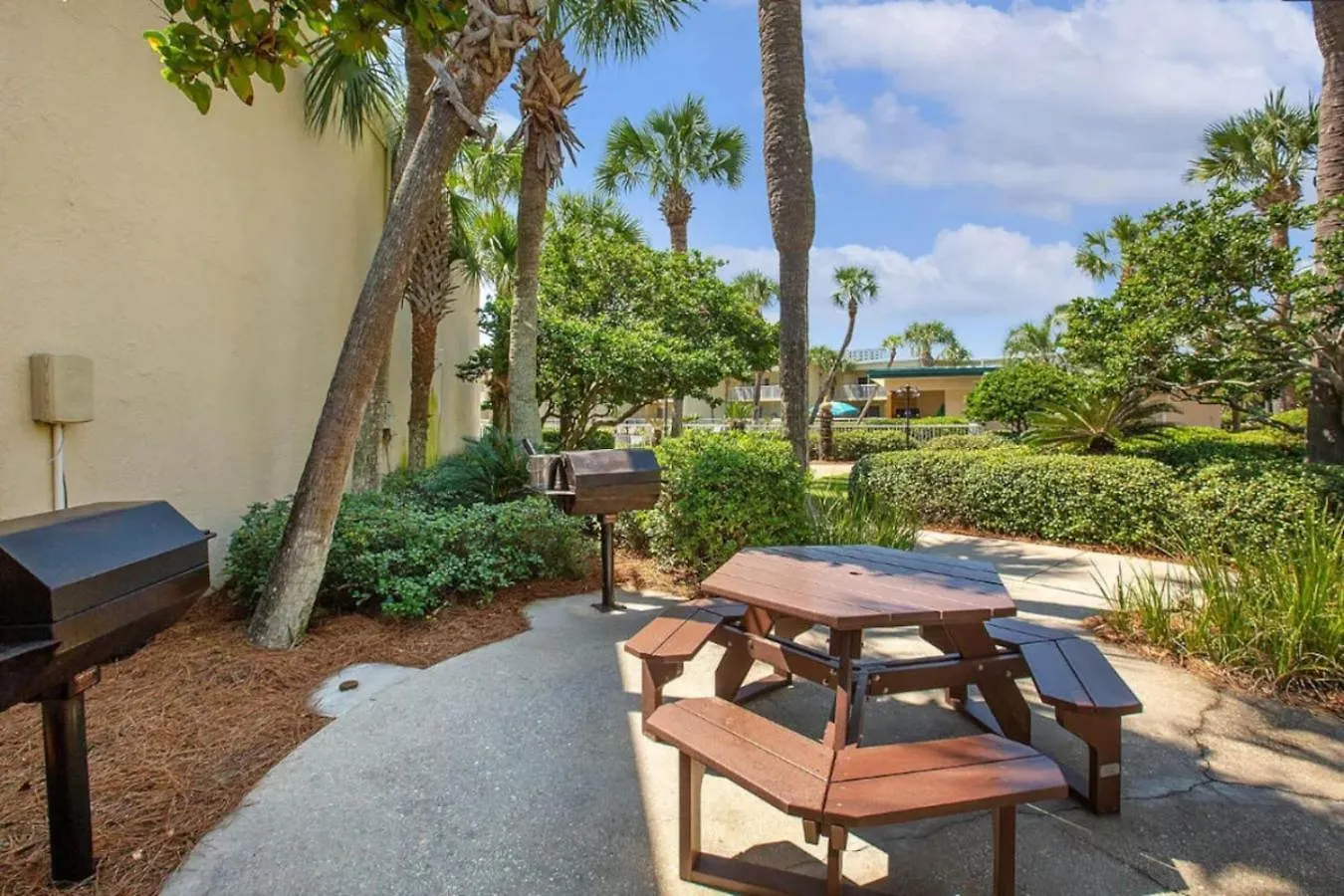 2 Bed Destin Condo Private Beach Access Laundry Fitness Game Room United States