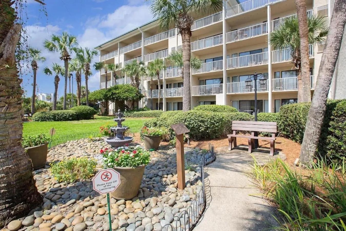 2 Bed Destin Condo Private Beach Access Laundry Fitness Game Room Holiday home