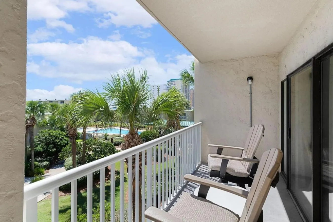 2 Bed Destin Condo Private Beach Access Laundry Fitness Game Room Holiday home