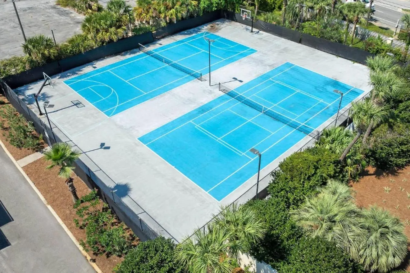 2 Bed Destin Condo Private Beach Access Laundry Fitness Game Room 0*,  United States